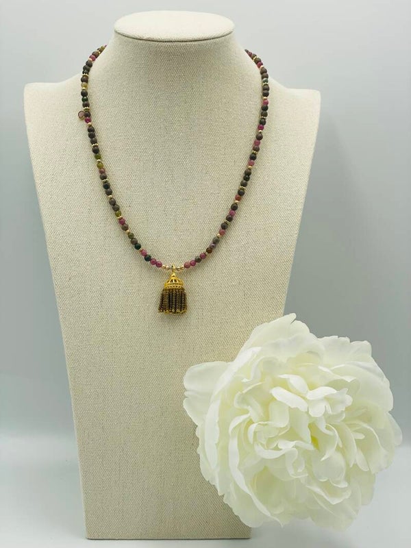 Collier perles tourmaline - pendentif pompon or