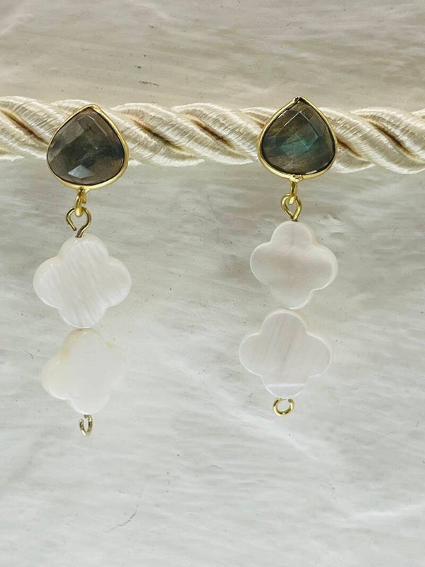 Boucle d'oreille trèfle nacre - labradorite