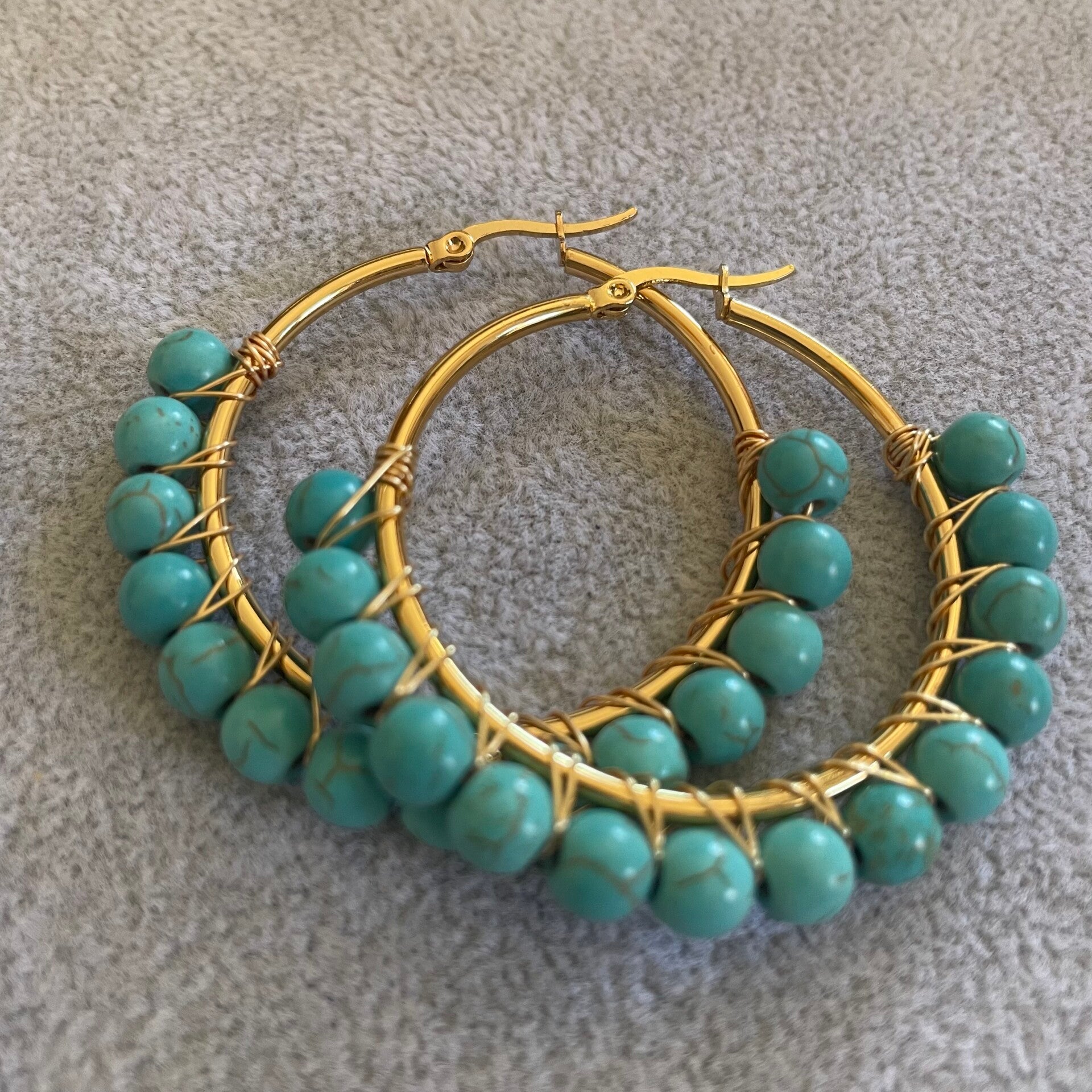 Boucle d'oreille créole grande - bleu turquoise
