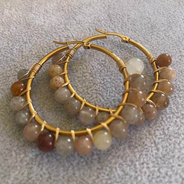 Boucle d'oreille créole grande - brun blanc