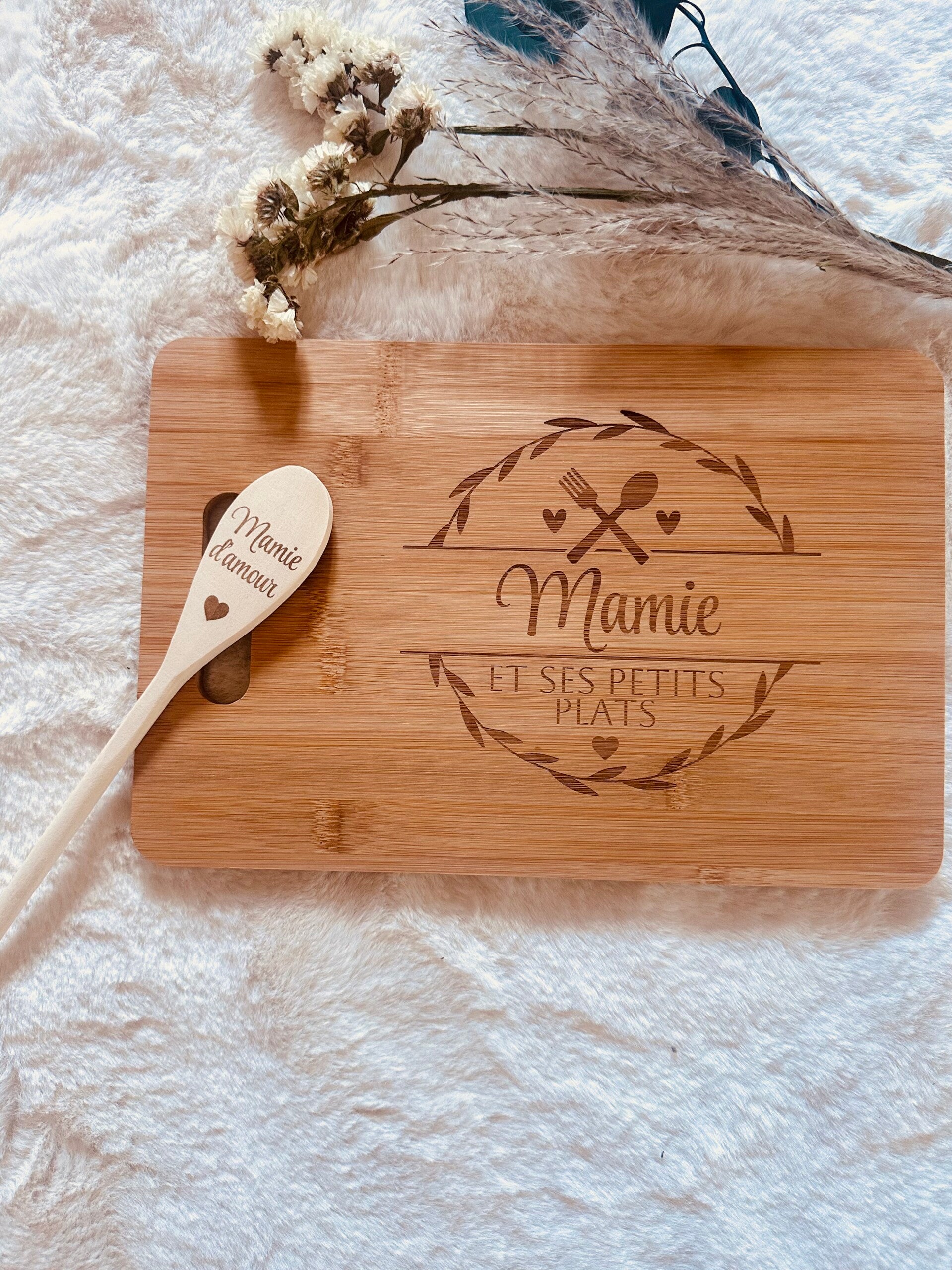 Planche apéritive personnalisé - un cadeau rempli d'émotion et d'utilité