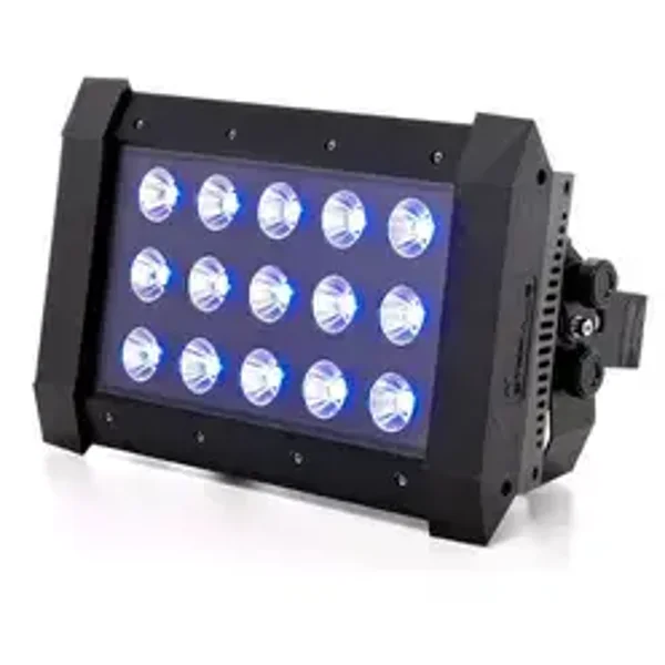 Stairville TriFlood IP65 15x15w