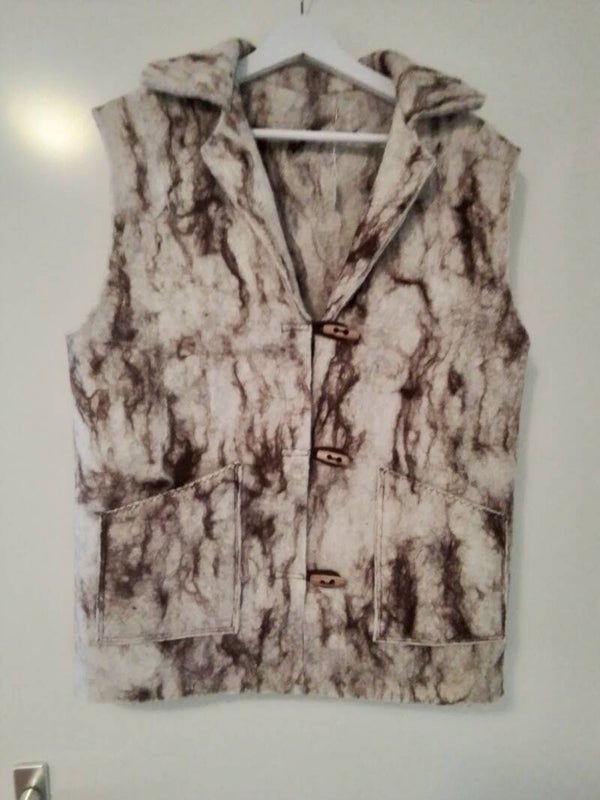 Biologisch gevilte bodywarmer