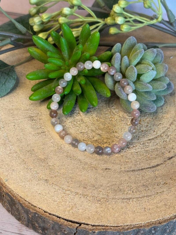 Kugelarmband aus Mondstein Bunt