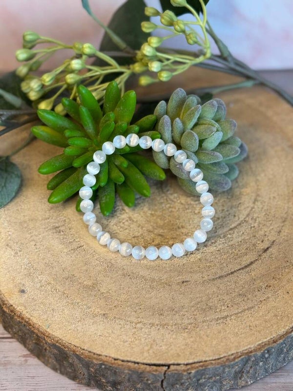 Kugelarmband aus Selenit