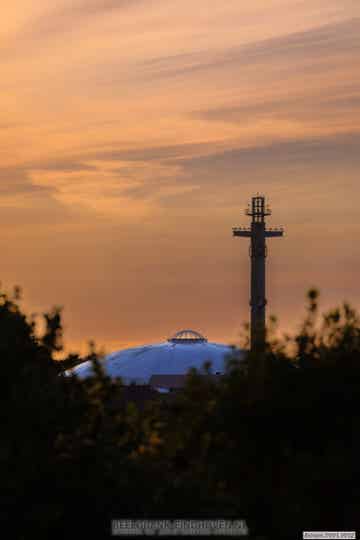 Evoluon in avondzon