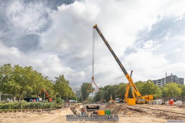 Fietstunnel Limburglaan in aanbouw