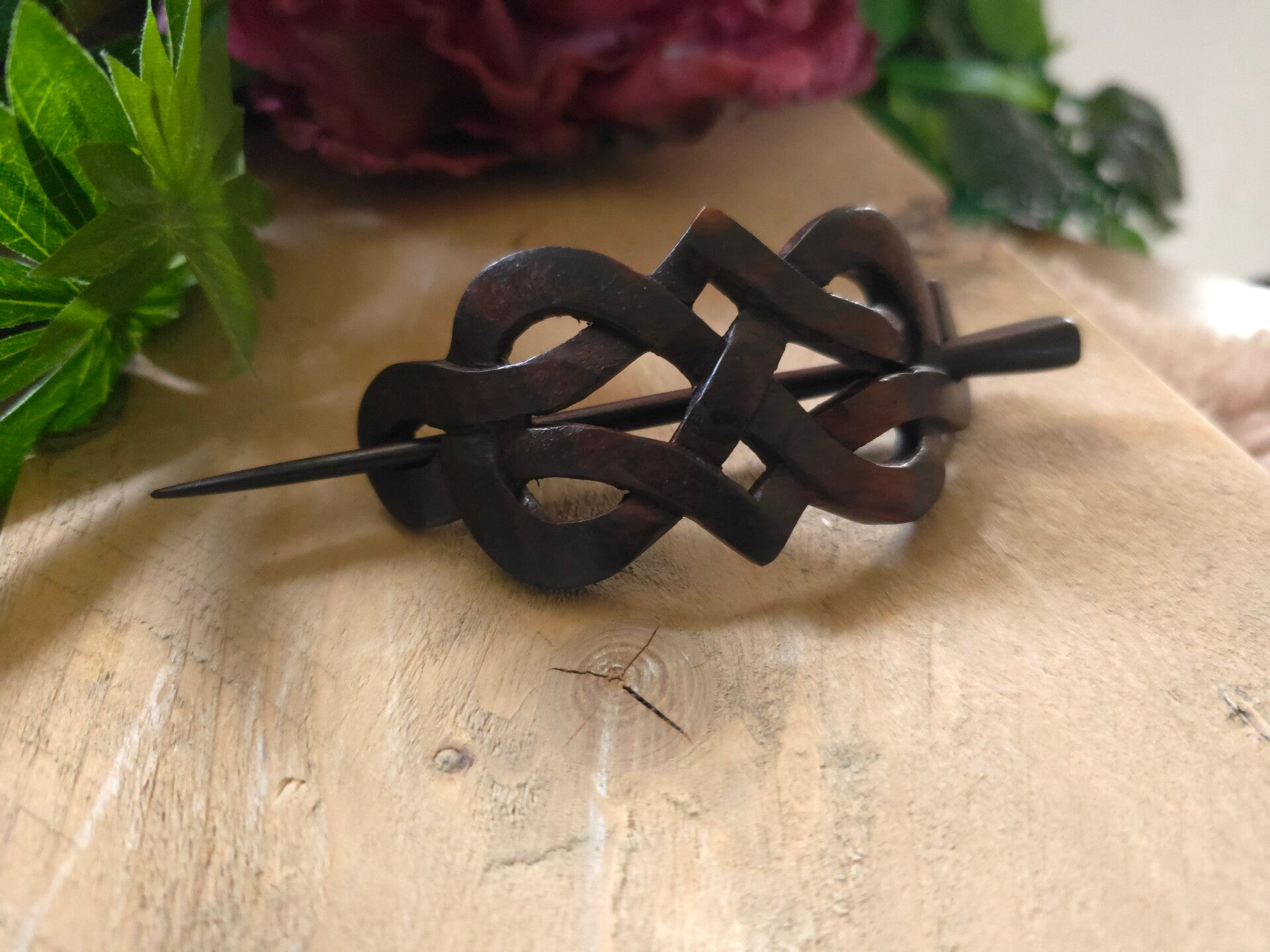 Handgemaakte houten haarspeld