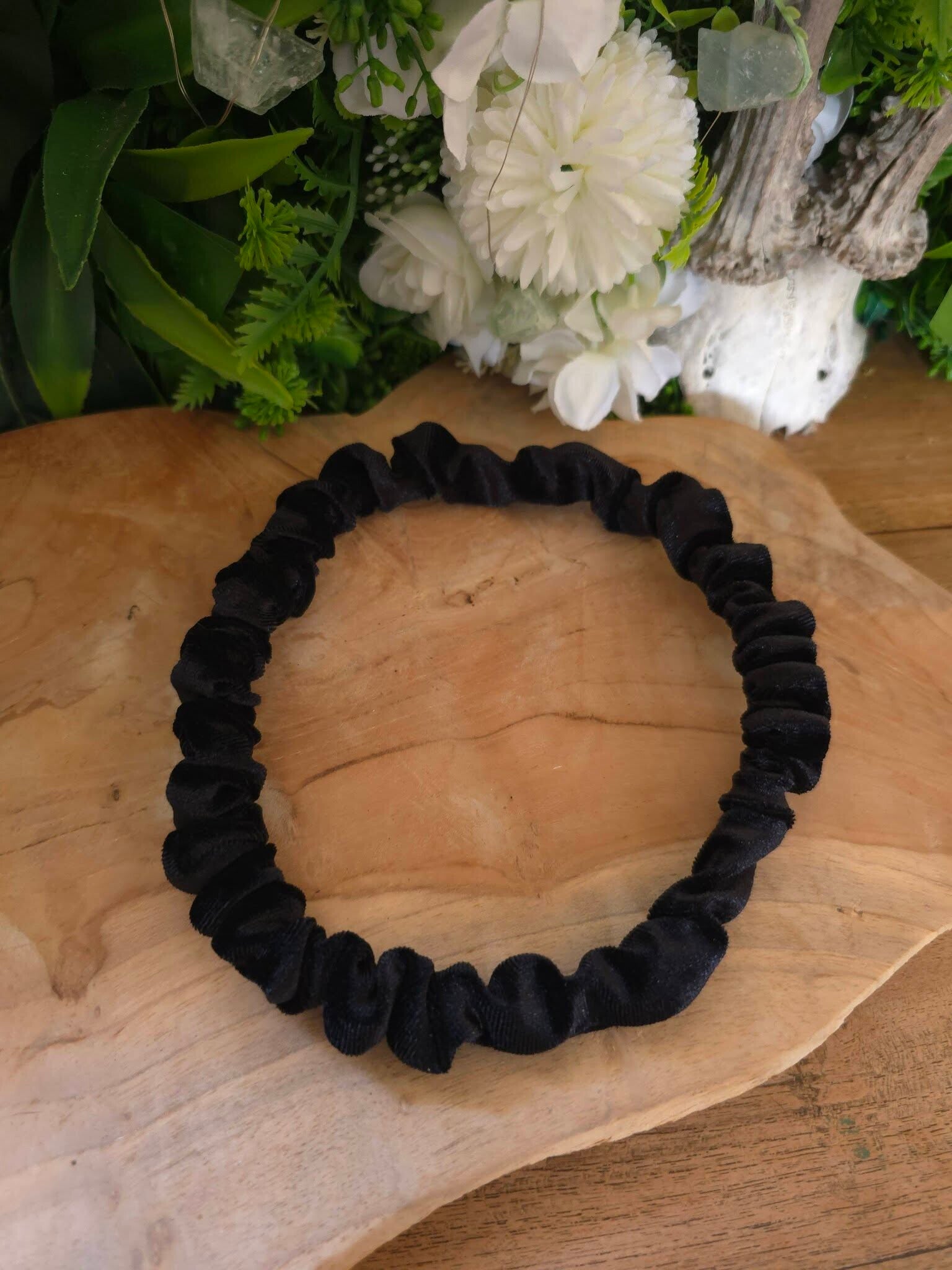 Velvet Scrunsie "Black"