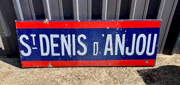 Ancienne  plaque émaillée signalisation routier SAINT DENIS D'ANJOU