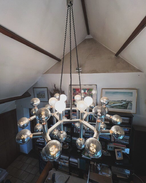 Lampe suspension atomic, de Trix et Robert Haussmann