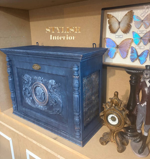 🖤 Donkerblauwe Baroque Hangkast | Uniek & Handgeschilderd