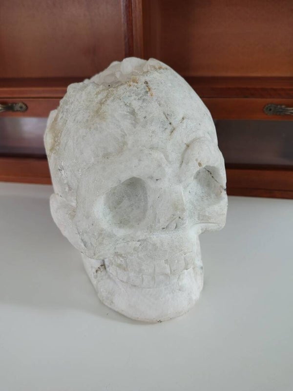 Skull carving Bergkristall