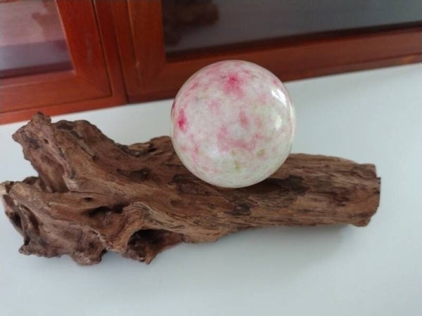 Pink calciet