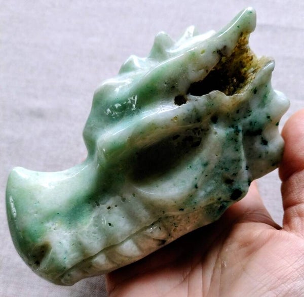 Draken carving van Phoenixstone