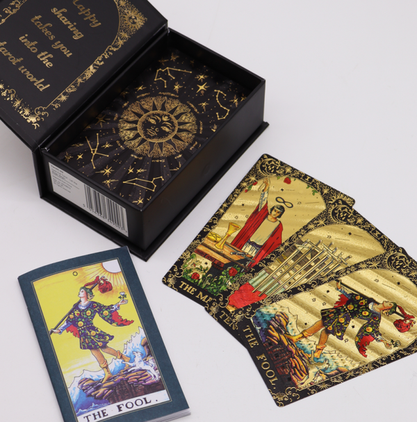 Tarotdeck in geschenkdoos met boek