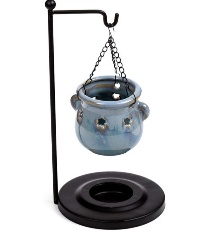 Olie keteltje hangend