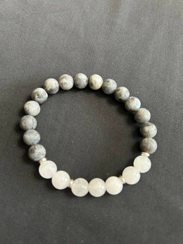 Grey/ white bracelet