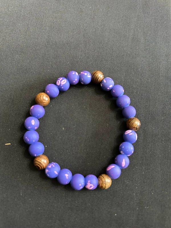 Purple bead bracelet