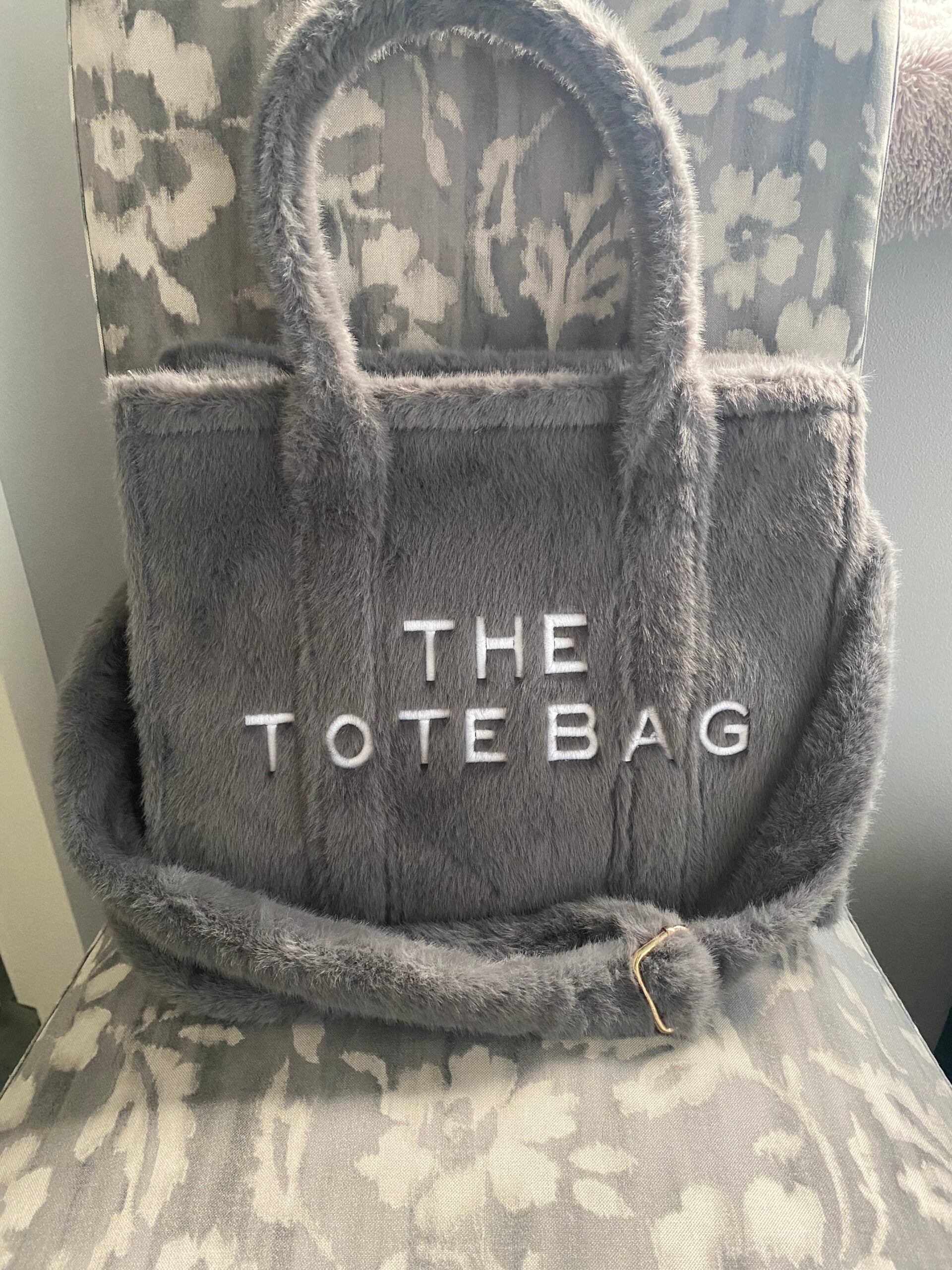 Fluffy grote totebag grijs