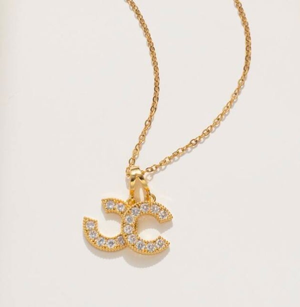 Inspired CC ketting met strass