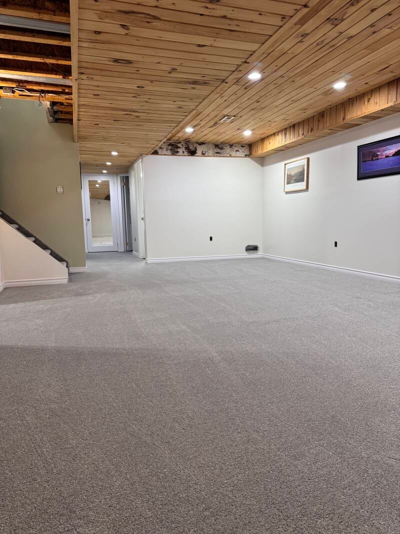 Another photo of the open area 