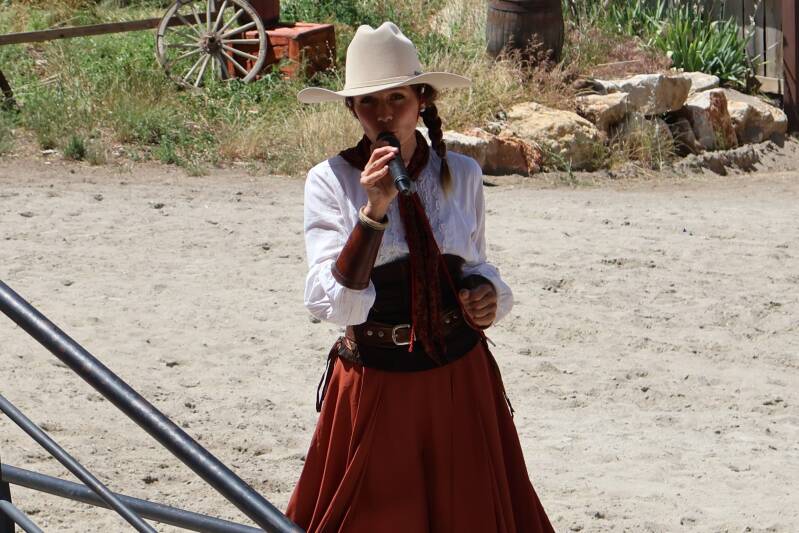 img_1960-standard-jmikxh.jpg