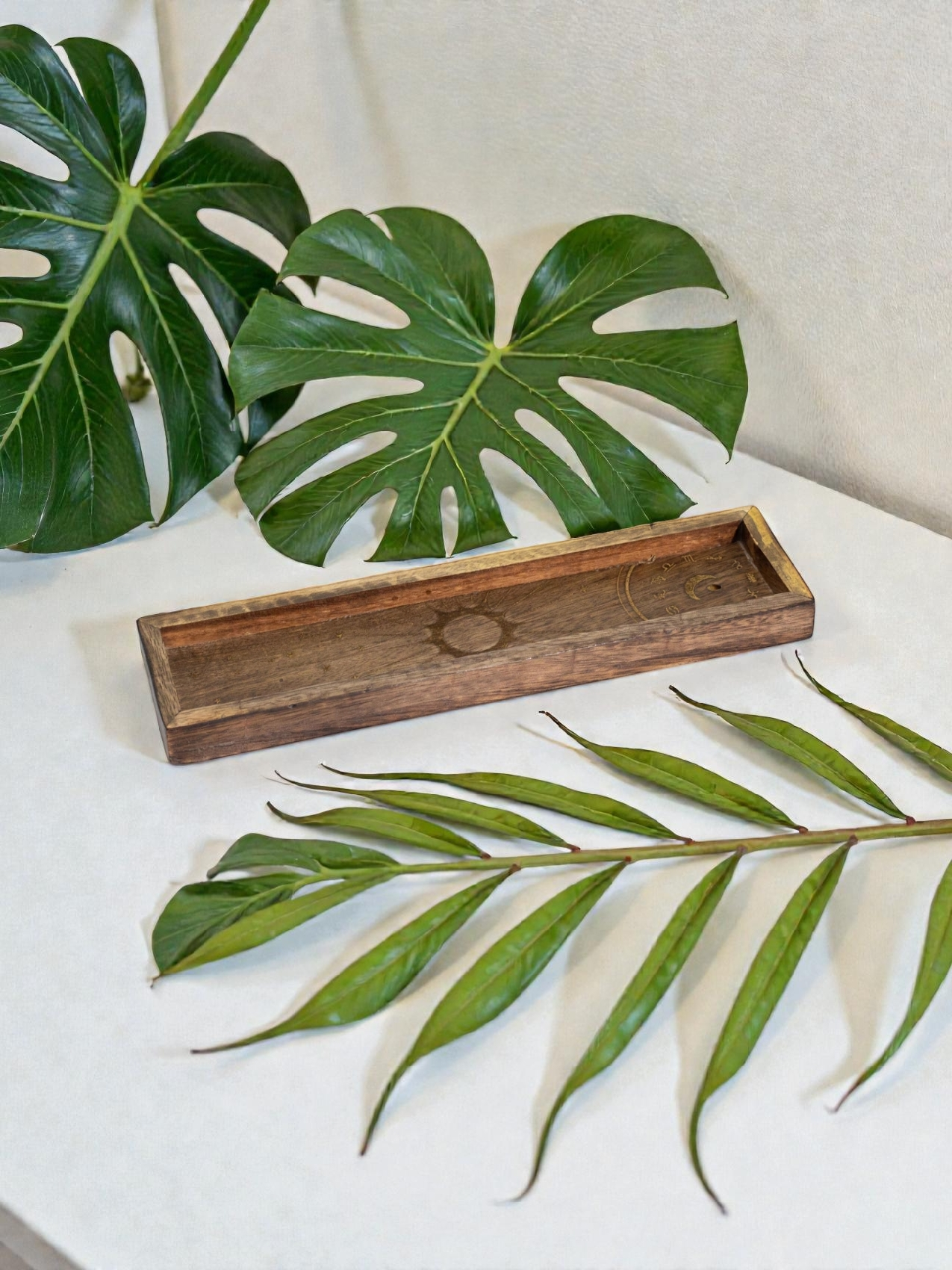 Räuchertablett- und Halter für Räucherstäbchen