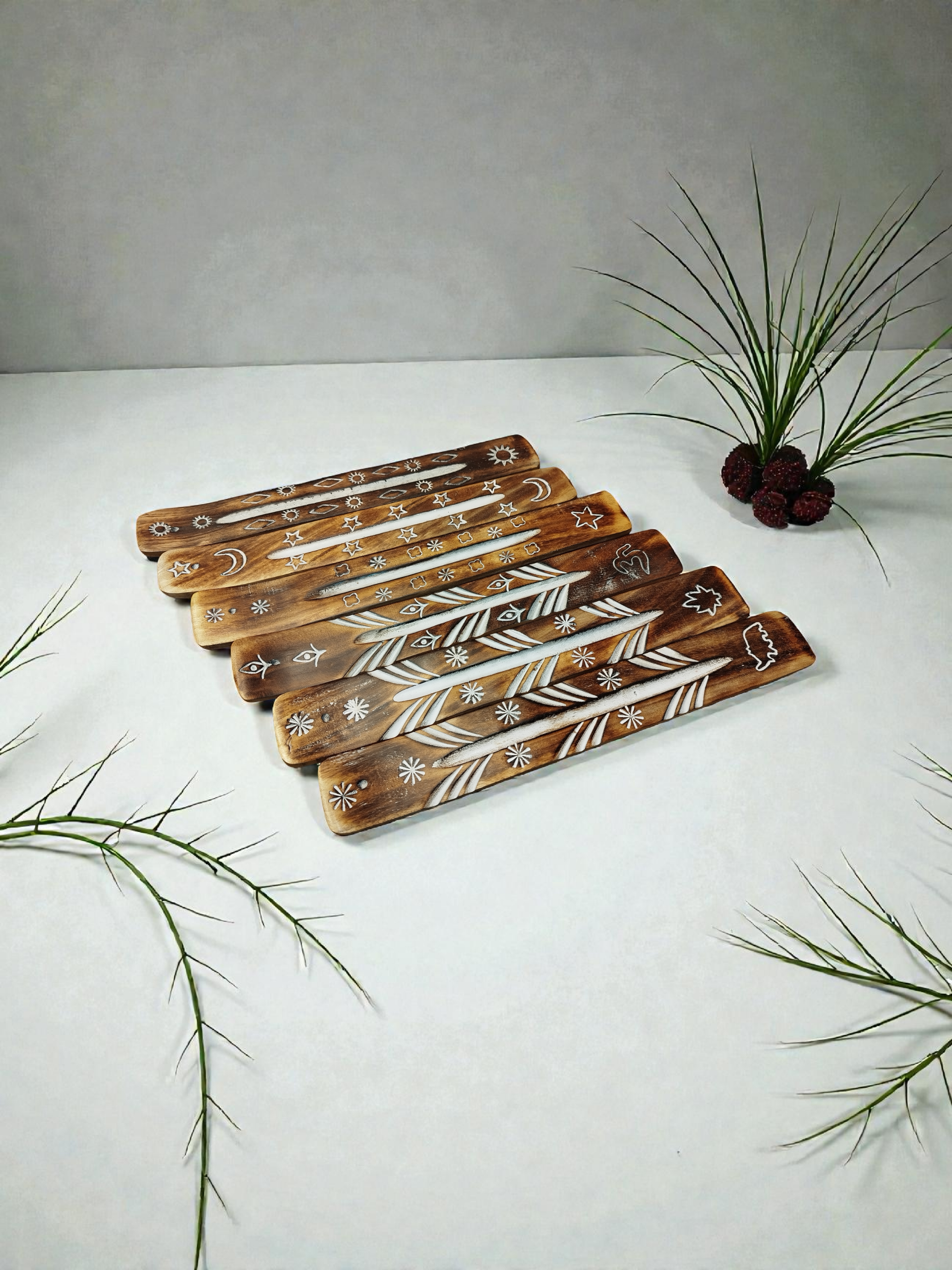 Halter für Räucherstäbchen Muster