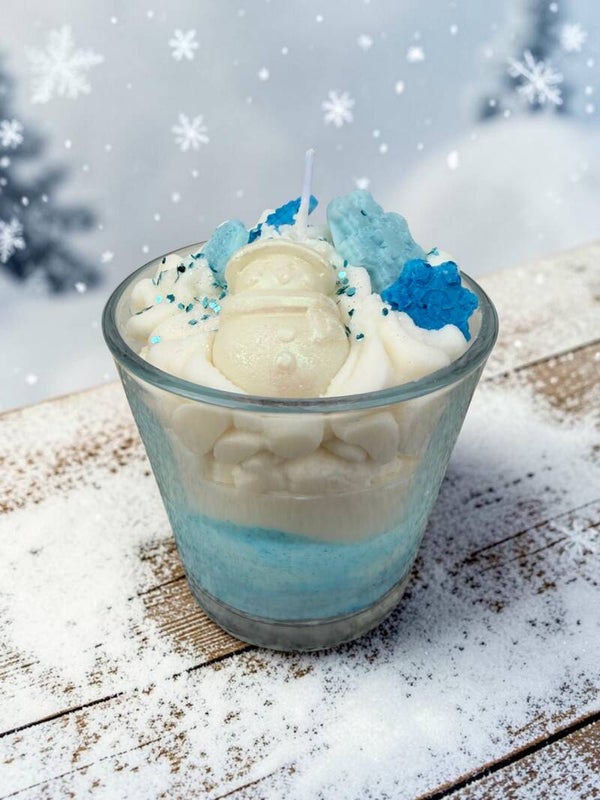 Handmade Kerze Schneeflöckchen