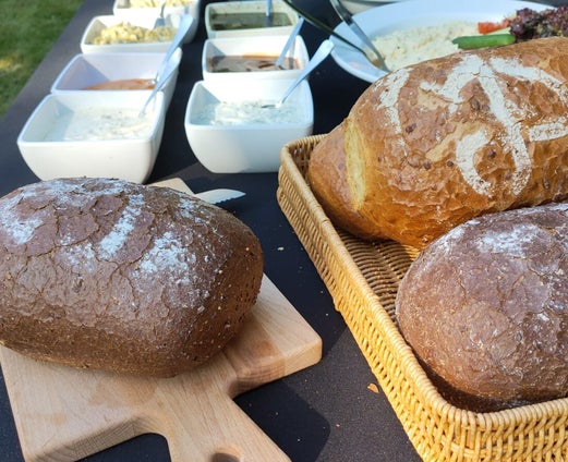 Foto van het ambachtelijke brood voor een BBQ Catering