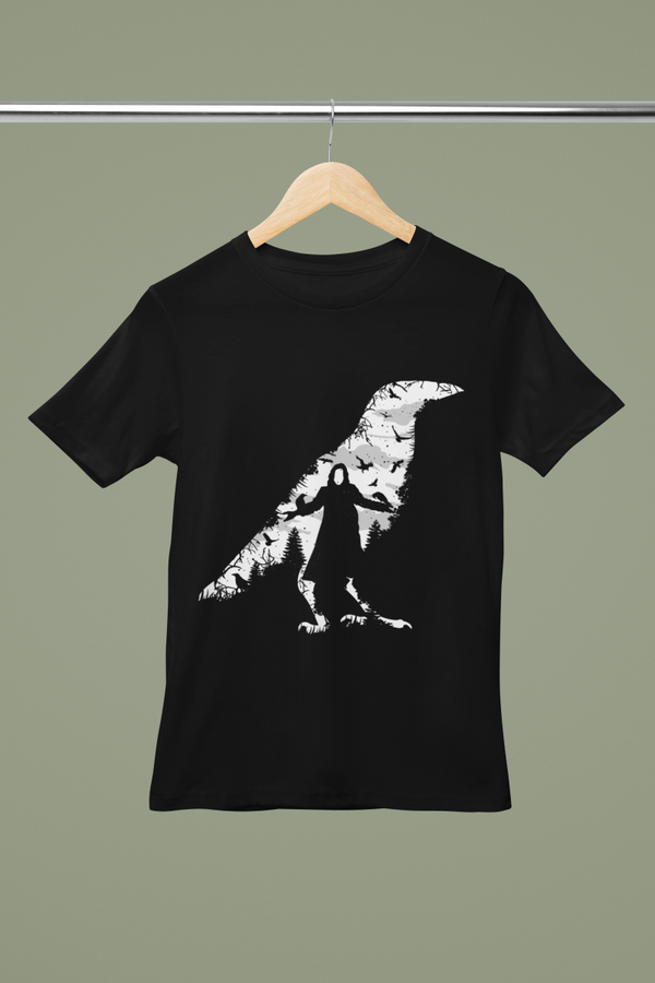 Unisex Dark Fantasy T-shirt met Mysterieus Figuur