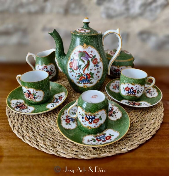 Ancien service à café en porcelaine – décor japonisant – fin XIXᵉ / début XXᵉ