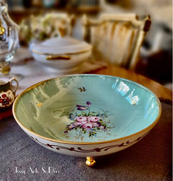 🍵 Coupe tripode en porcelaine de Limoges, décor peint main – Ø 25 cm