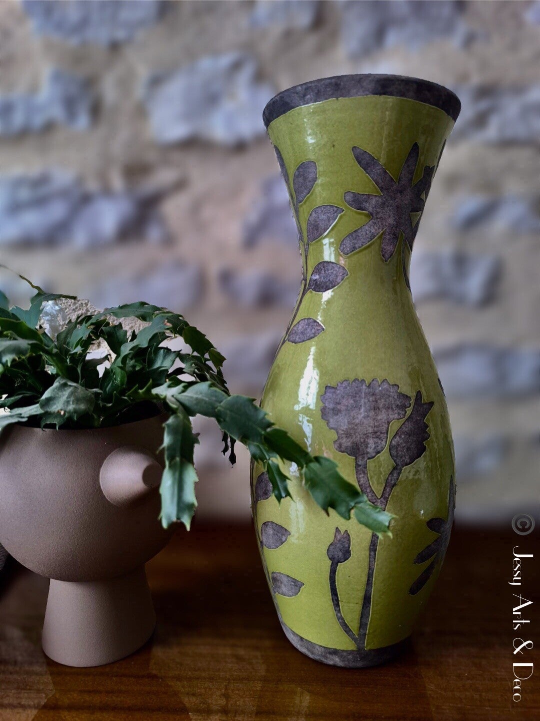 Grand vase en terre cuite émaillée