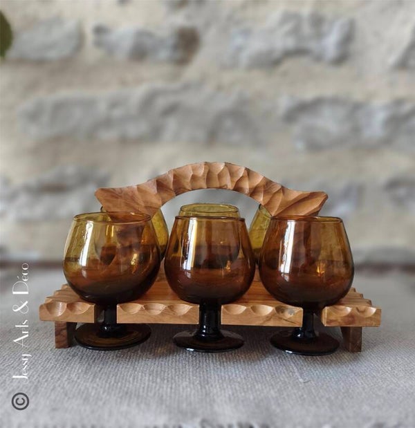🍷 Six verres ballons ambrés et leur support en bois sculpté – esprit vintage