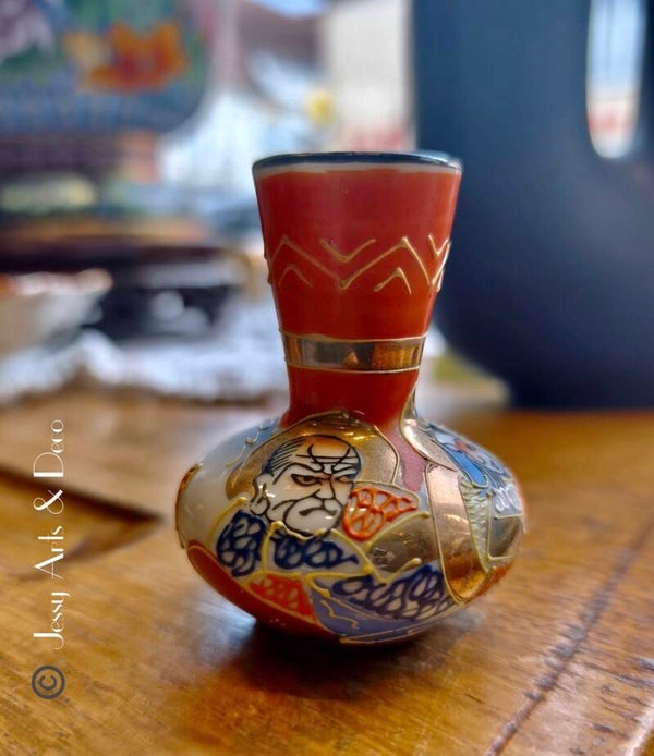 Petit vase japonais
