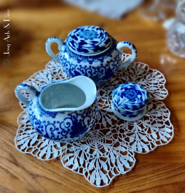 🪻Ensemble en porcelaine bleu et blanc – Pot à lait, sucrier et petite boîte