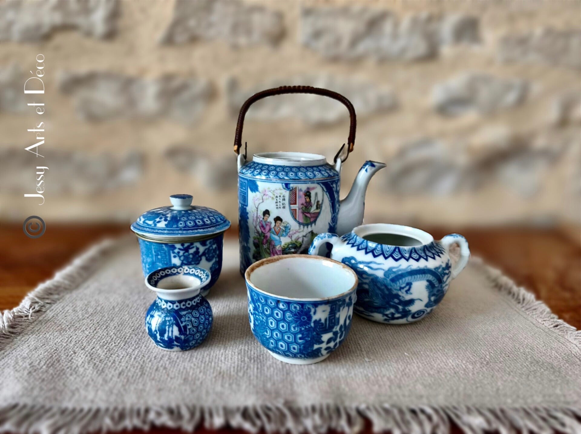🫖☕️ Ensemble de porcelaines asiatiques – Décors bleu et blanc
