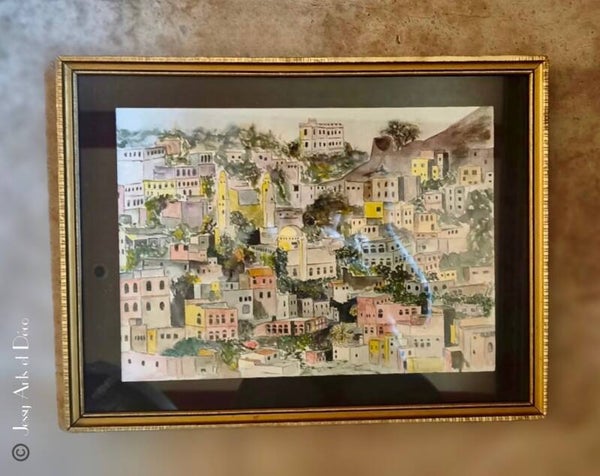 🏘️ Tableau encadré – Vue de ville à flanc de colline