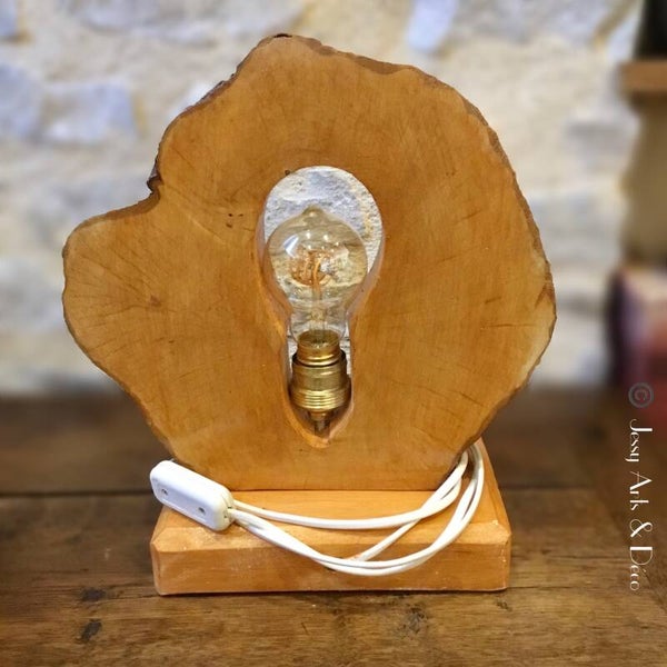 Lampe à poser en bois