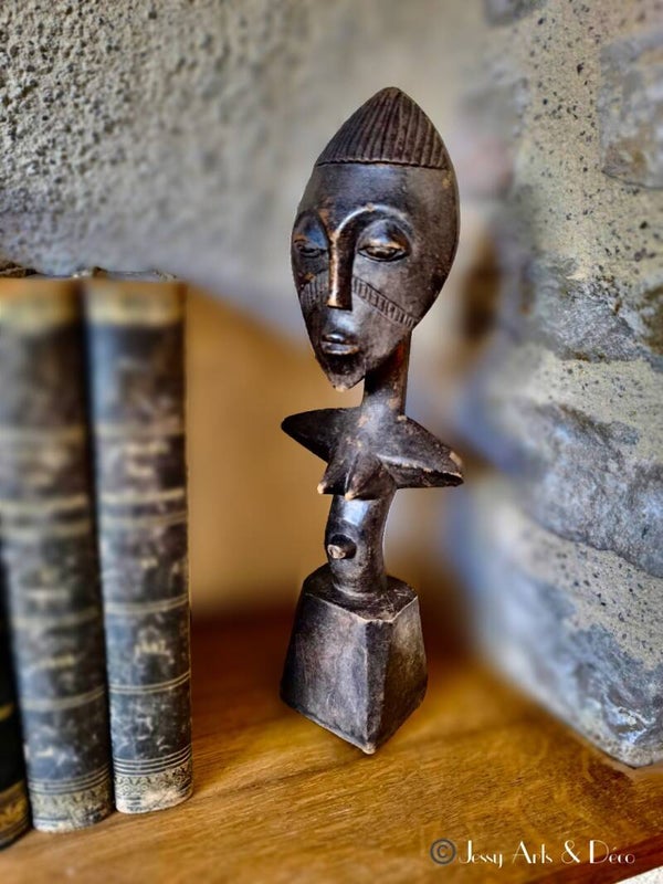 Statuette ancienne de fécondité