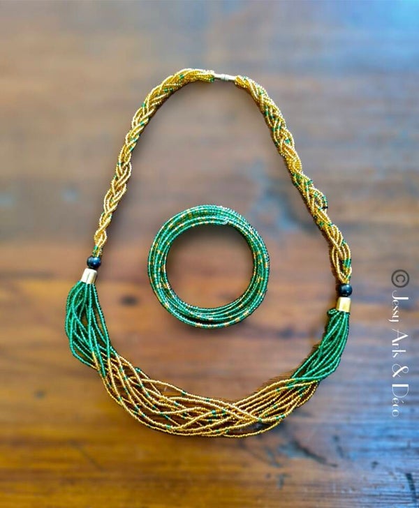 Collier et bracelet africains