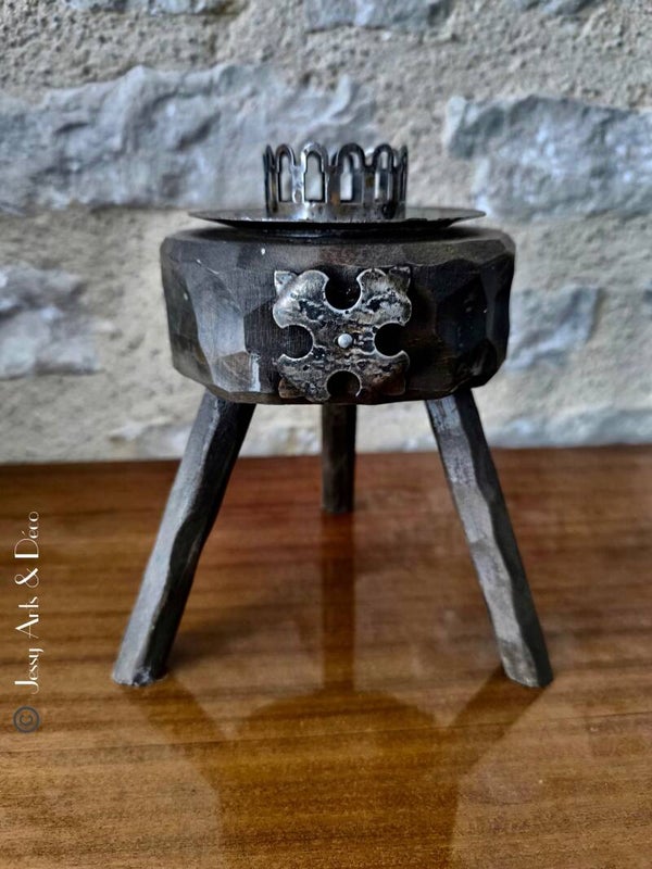 Bougeoir style gothique