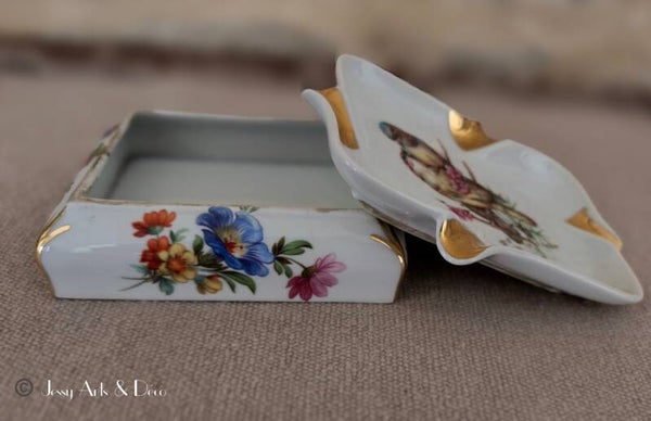 Joli vide-poche couvert en porcelaine de Limoges
