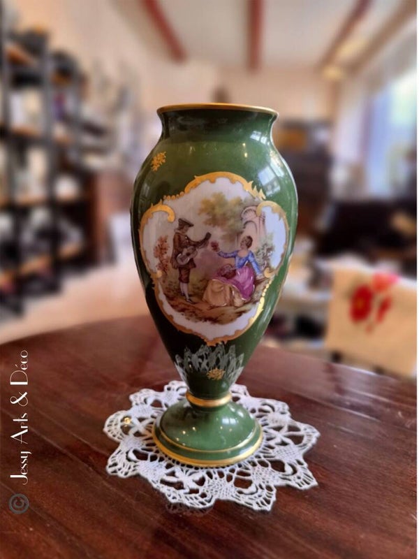 Vase en porcelaine