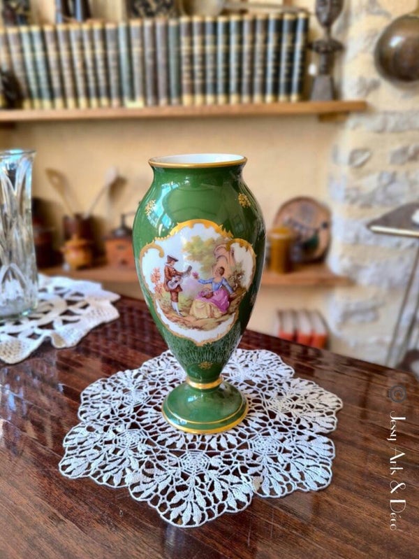 Vase en porcelaine