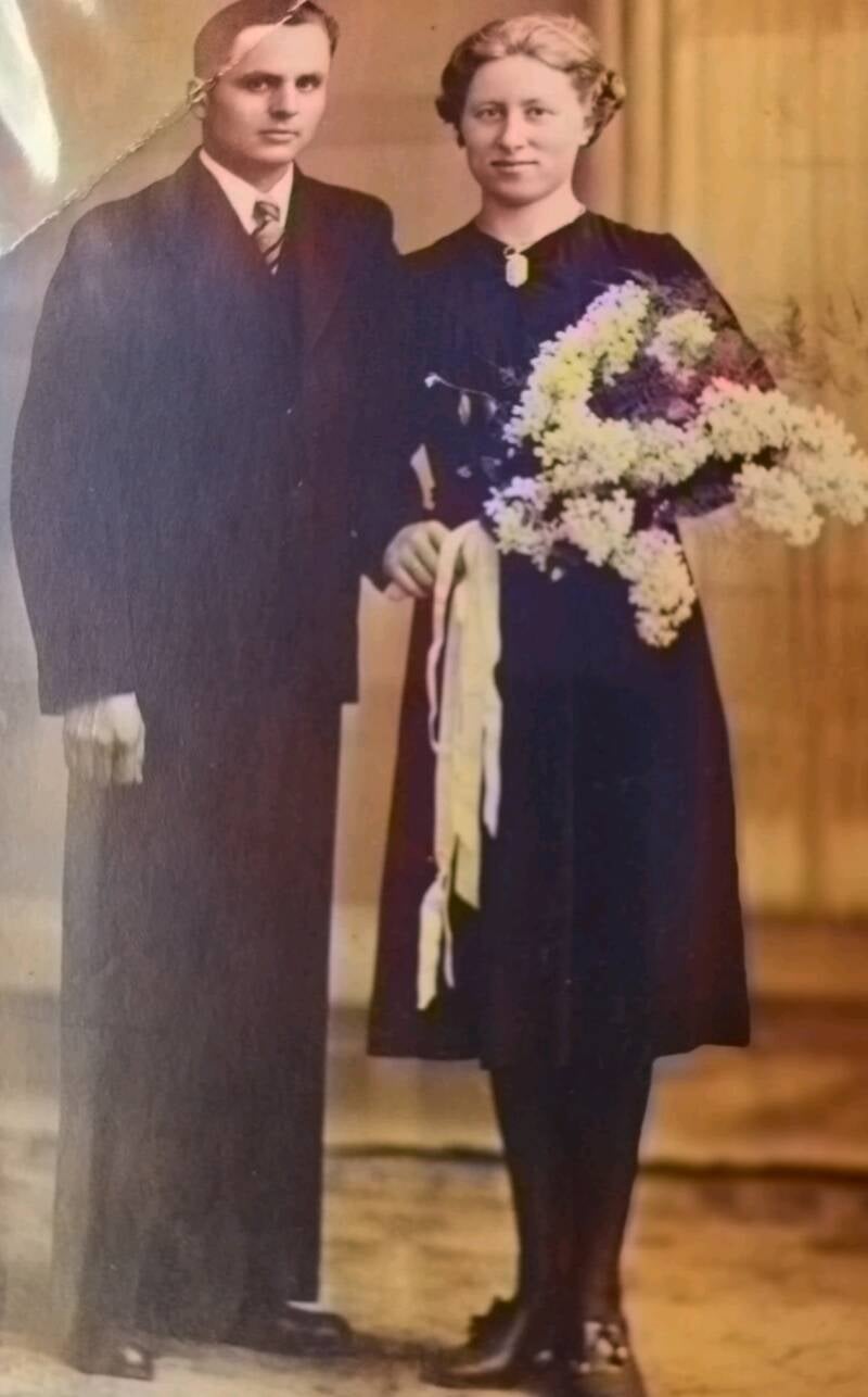 colorizephoto_20220503191652-standard.jpg