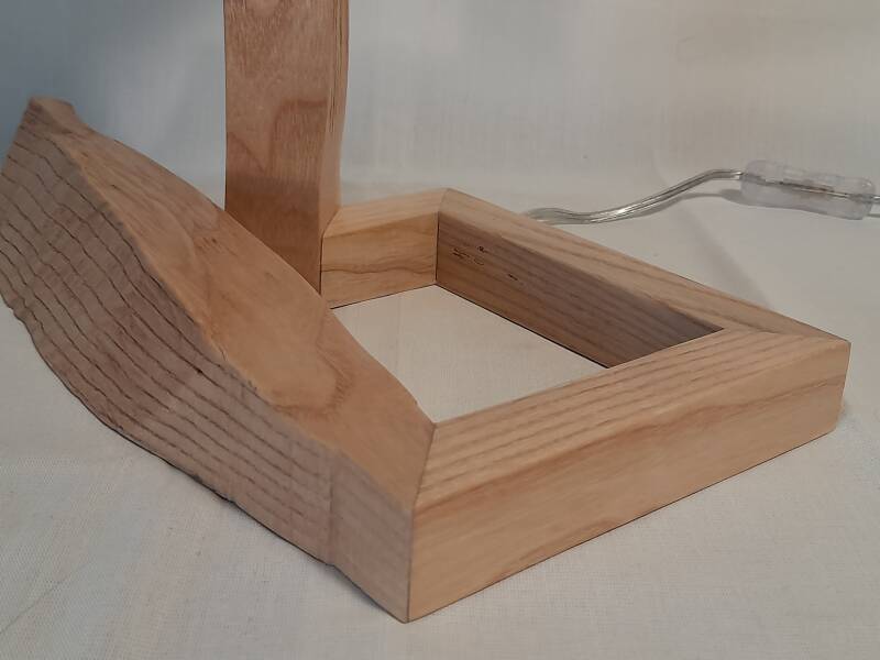 Lampe moderne en bois