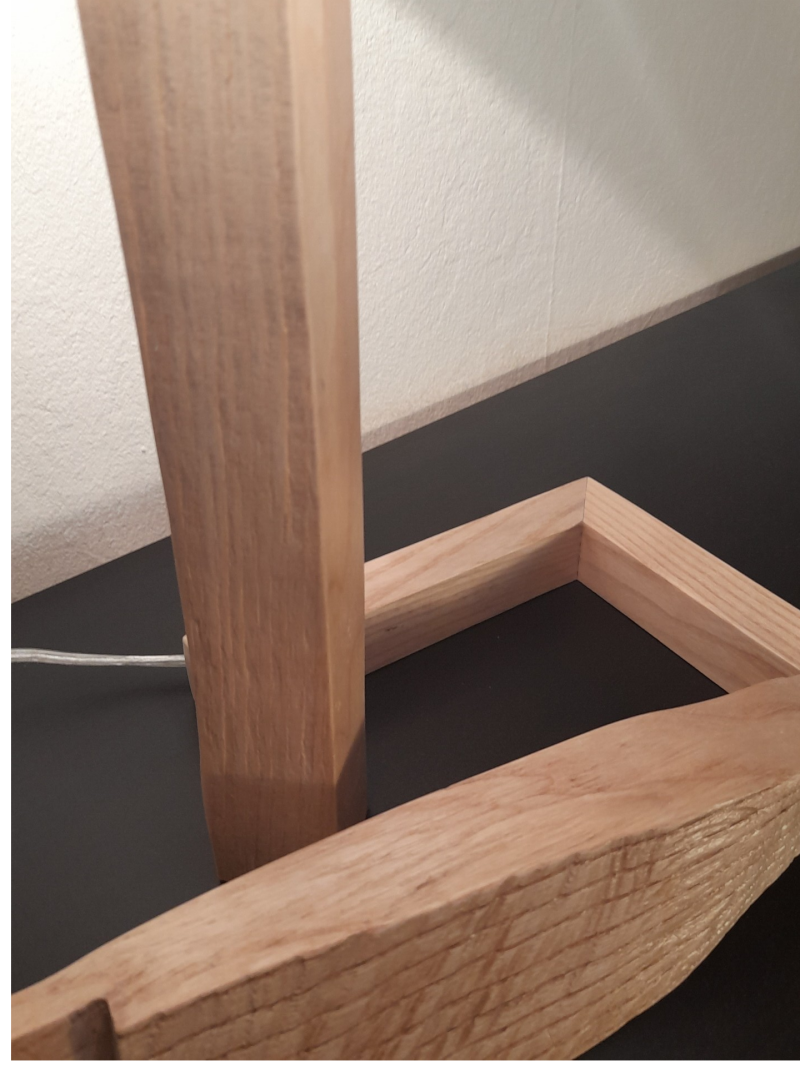 Lampe moderne en bois